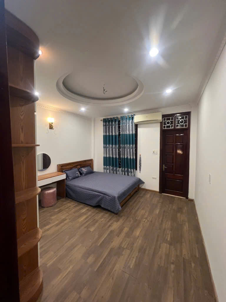 BÁN NHÀ MẶT NGÕ GIANG VĂN MINH 46M2, 4 TẦNG , BÁN 10 TỶ